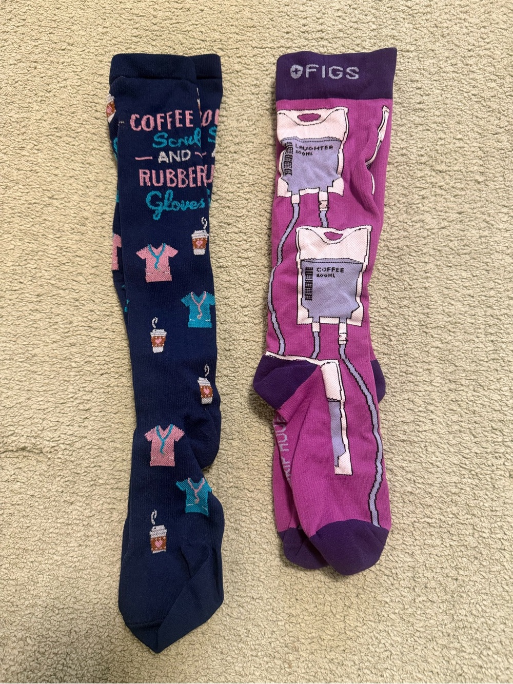 Figs & Nurse Mates Women’s Medium Compression Socks
